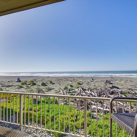 Quiet Waterfront Escape With Hot Tub And Beach Access! Gold Beach Extérieur photo