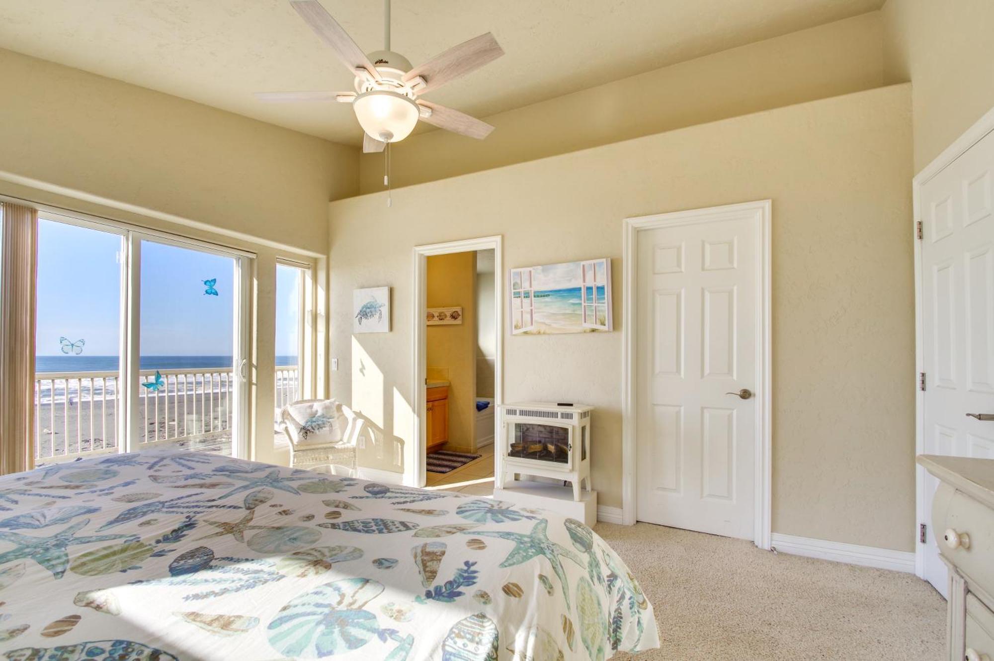 Quiet Waterfront Escape With Hot Tub And Beach Access! Gold Beach Extérieur photo